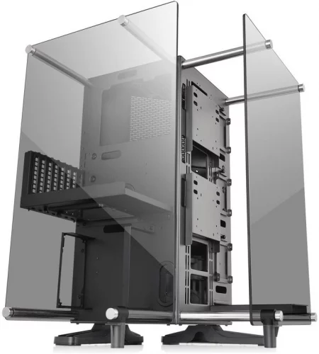 Thermaltake-Core-P90-Best-Cases-for-Custom-Water-Cooling